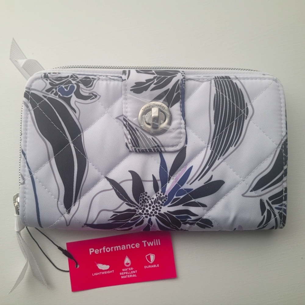Vera Bradley RIFD Turnlock wallet in Twilight Garden